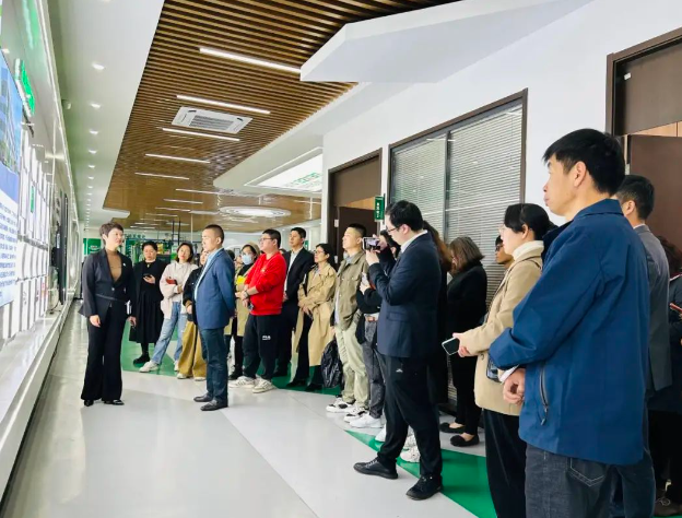 M(jn)_(ji)ܿՉC(j) | ۽֪R(sh)a(chn)(qun)ͱo(h)M(jn)I(y)|(zh)l(f)չ